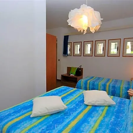 Sunny Beachside Family With Private Garden Close To The 호텔 리그나노 사비아도로